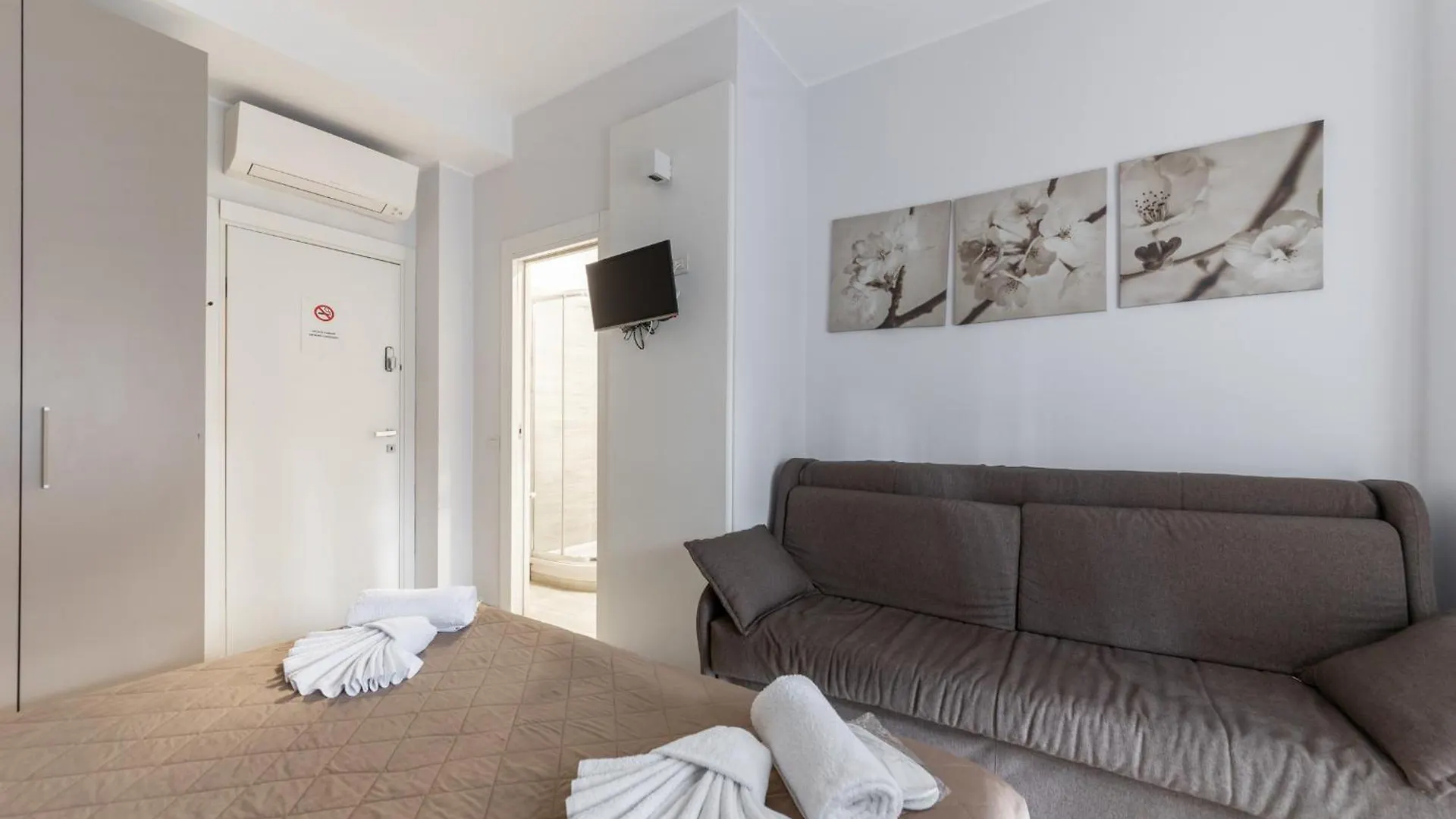 Bed & Breakfast Chezromyk The Kosher B&B Milan